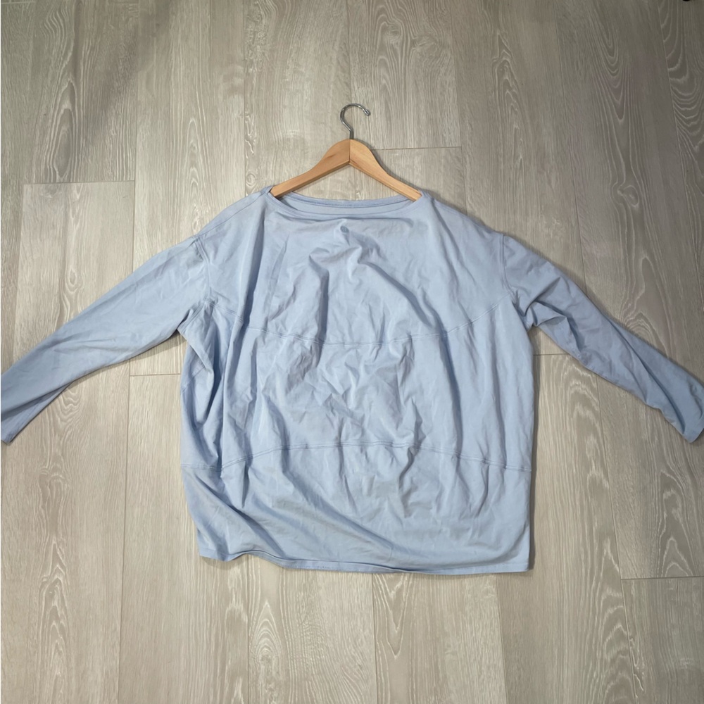 Lululemon Back In Action Long Sleeve Blue Linen size 12 fit - Picture 12 of 13